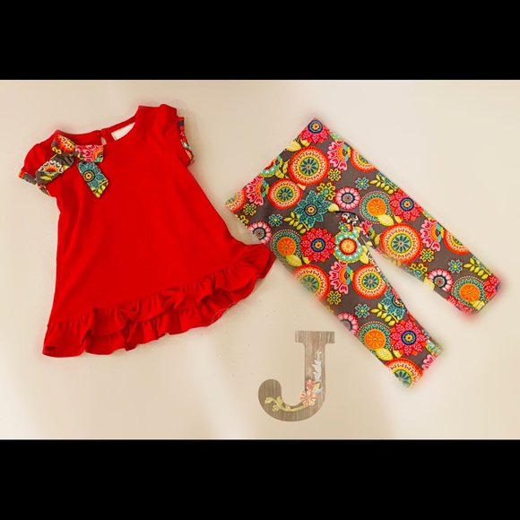 Set - Picture 1 of 2